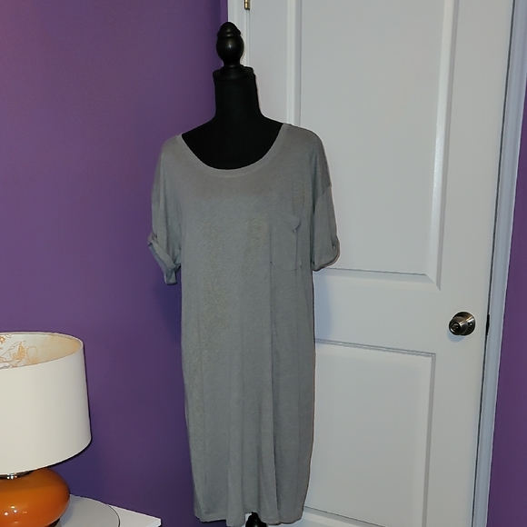 J. Crew Dresses & Skirts - J. Crew Heather Gray One Pocjet T-Shirt Dress Sz: L NWT